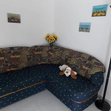 Apartmenthouse *