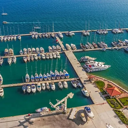 Apartmenthouse تروغير